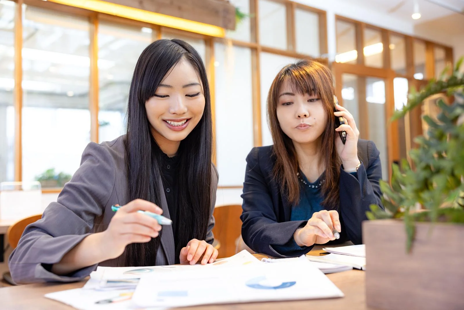 フレックスタイム制度とは？導入企業の事例と働き方の実態を徹底解説
